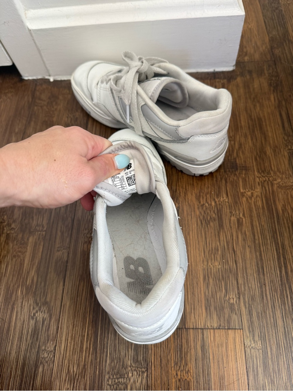 New Balance White and Light Gray 550 Sneakers - Picture 4 of 4